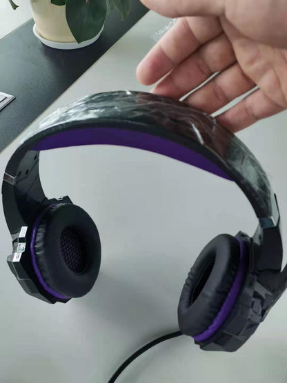 Wired gaming headsets